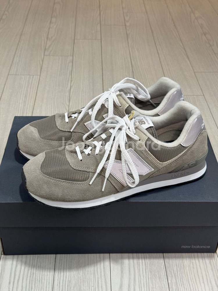 뉴발란스574(ML574EVG)그레이 사이즈300 상태--0