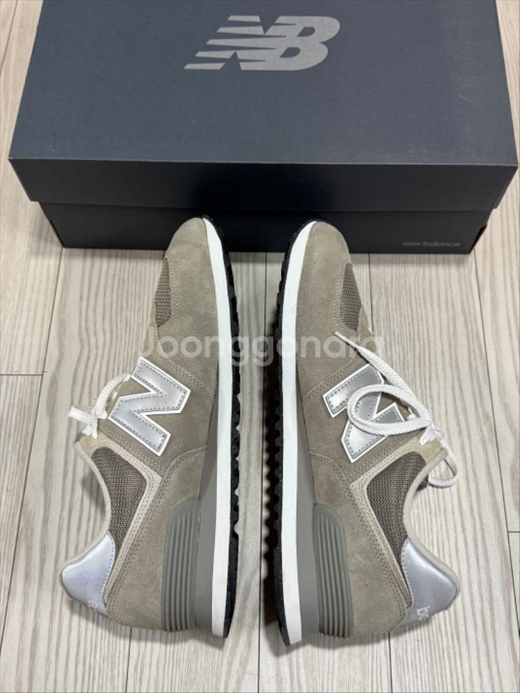 뉴발란스574(ML574EVG)그레이 사이즈300 상태--6