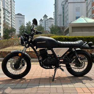 23년식 부캐너125 적산거리500키로 판매합니다
