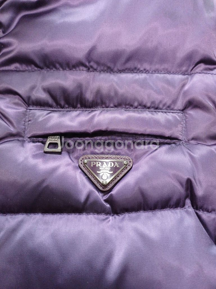 프라다 패딩쪼끼 바코드정품!여자38사이즈!상태좋음!--1