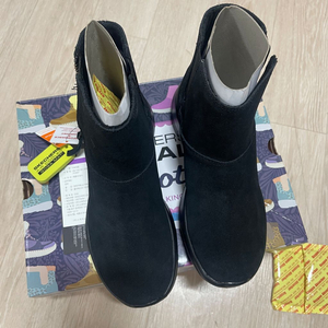 [새상품] 스케쳐스 온 더 고 조이 천연소가죽 부츠