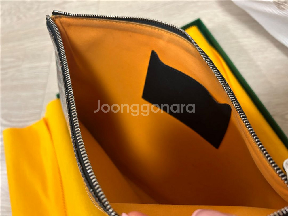 고야드 클러치 MM 블랙--2