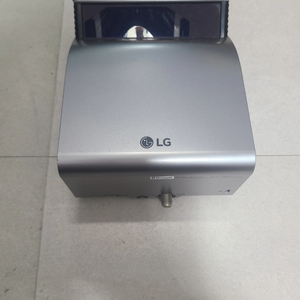 LG 빔프로젝터 PH450U
