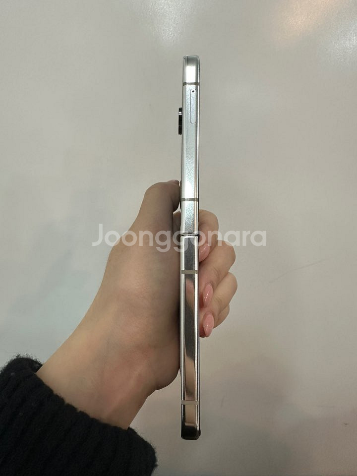 보증기간O)갤럭시Z플립5 256GB 크림/H479--6