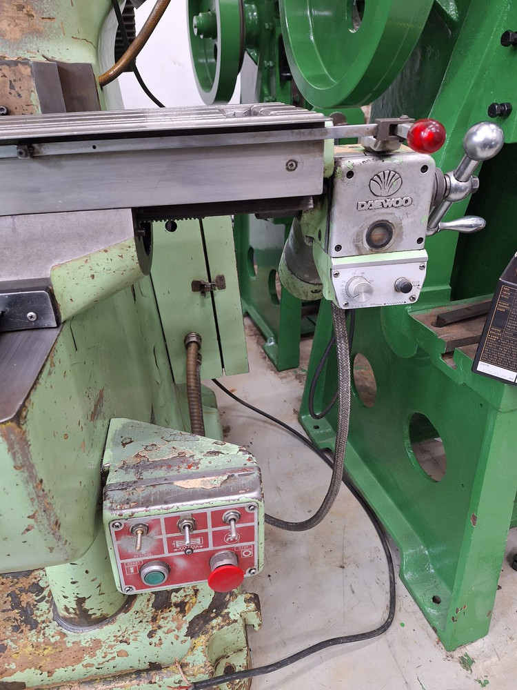 대우중공업 1,5호밀링 85년식--2