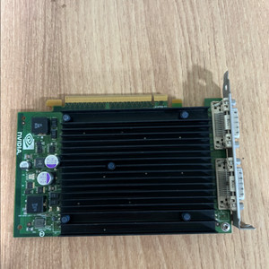 엔비디아 컴퓨터 쿼드로 그래픽카드 NVS440