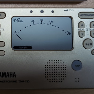 야마하 TDM-710 튜너 메트로놈