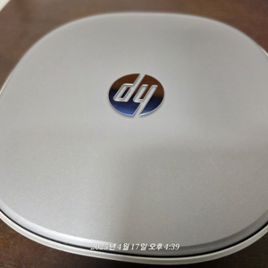 HP 미니 컴퓨터 (호떡이나 애완견 밥그릇 싸이즈?)