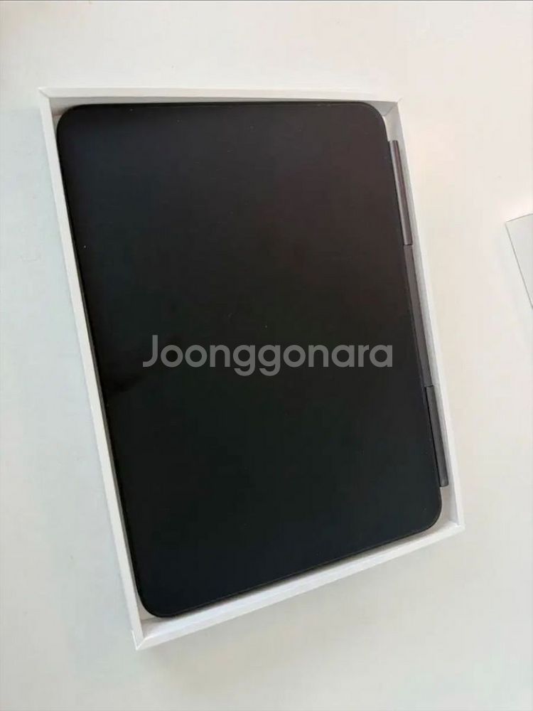 매직키보드M4 11인치 판매합니다.--3
