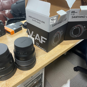 삼양 v-af 45mm 75mm 단렌즈 판매교환