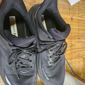 호카오네오네 HOKA clifton 9 GTX 운동화