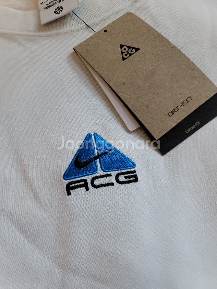 나이키 acg 반팔티셔츠 새제품--1
