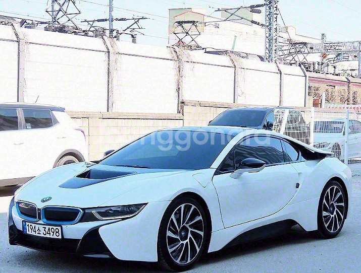 @15년식 BMW I8 하이브리드 스포츠카 걸윙도어--2
