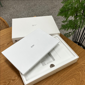 S급 LG 그램 15인치 노트북(2023) 15ZD95