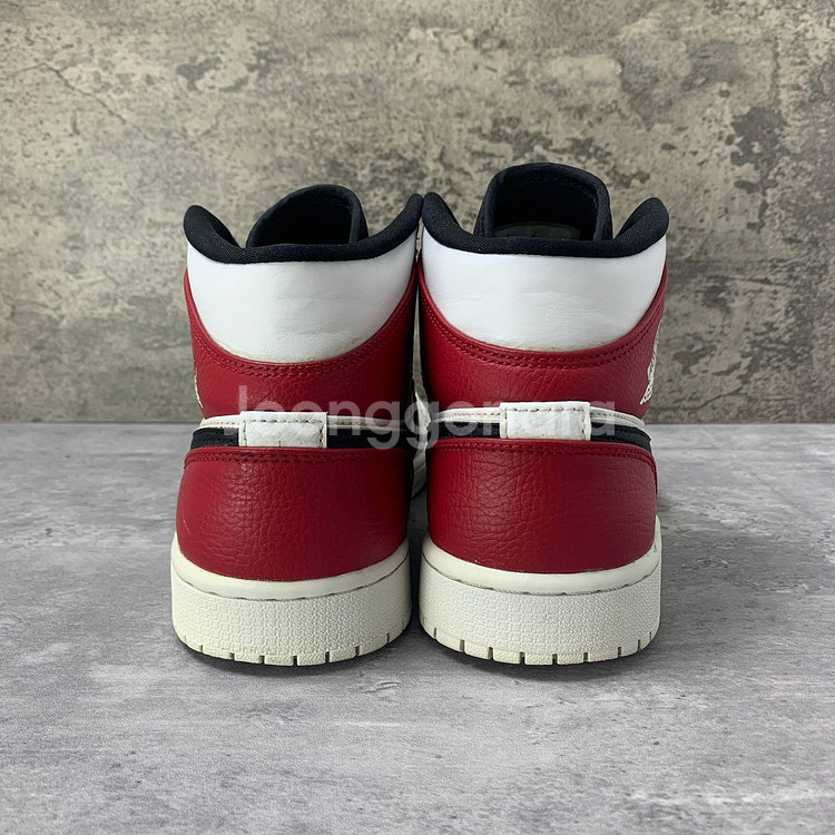 275 조던 1 미드 화이트 시카고 554724-116--4