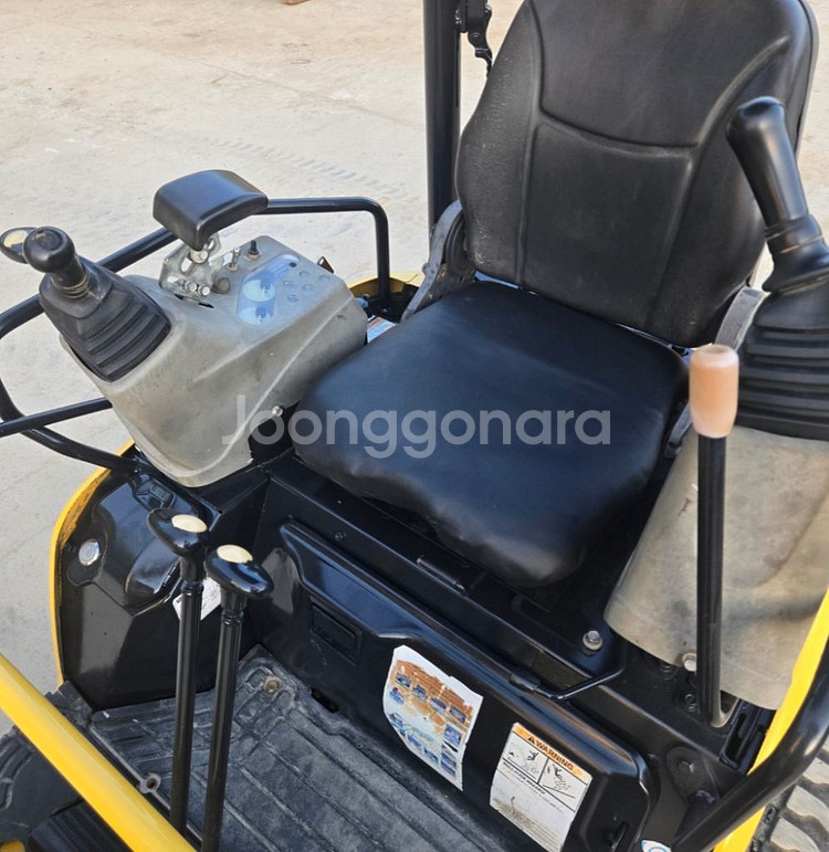 얀마 VIO17 14년식 3199시간 중고미니굴삭기--3