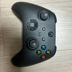 Xbox 4세대 컨트롤러