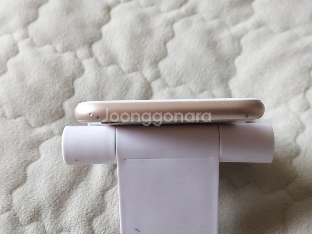 아이폰 6s 32g 골드 감성폰 팝니다--4