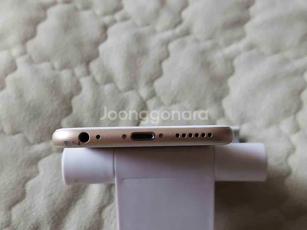 아이폰 6s 32g 골드 감성폰 팝니다--6