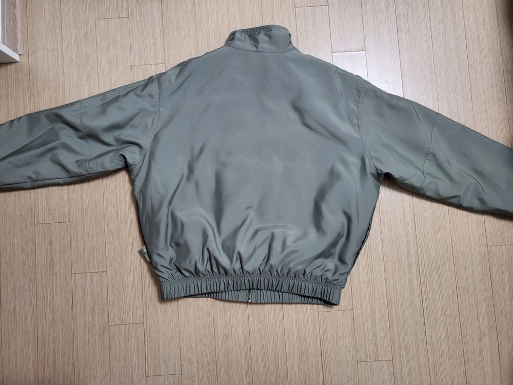 나이키 NRG 사틴봄버자켓 (90size) 이미지