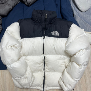 노스페이스 눕시 105 화이트