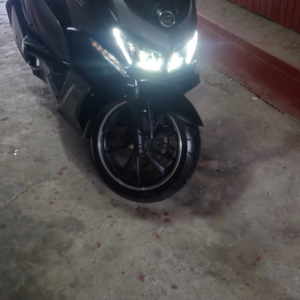 xq125 스쿠터 팝니다