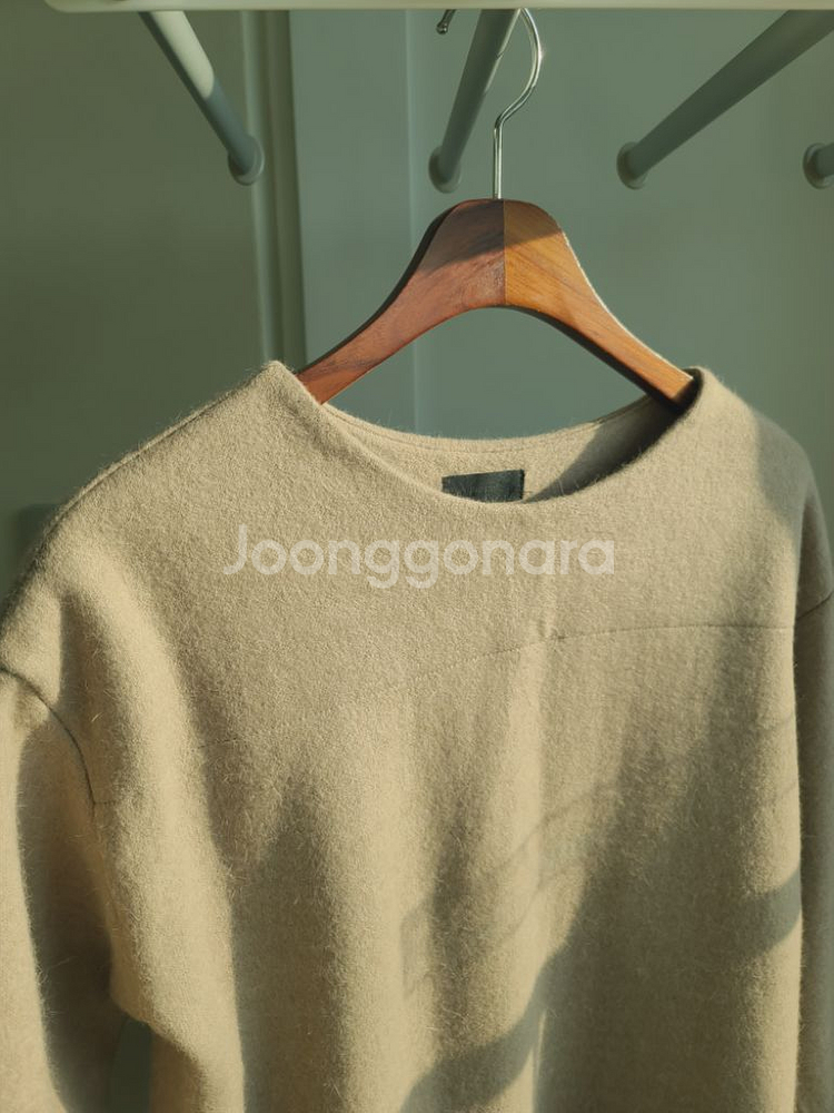 여성 겨울긴팔 울앙고라 상의/ 자라 한섬 마인 마쥬--3