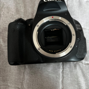 캐논 600d 디지털 카메라 (판매/교신)