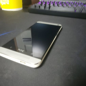 HTC One M8 스마트폰 판매합니다(유심핀분실)-제