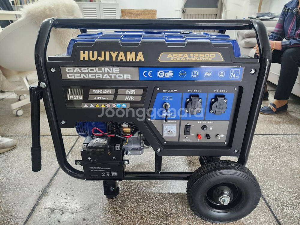 HUJIYAMA ASEA 12500 가설린 발전기--0