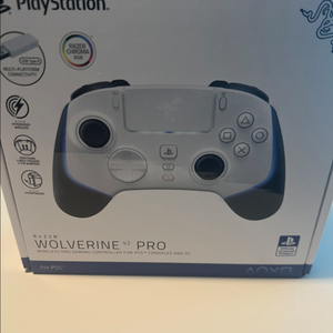 레이저 울버린 v2 프로 화이트(ps5)