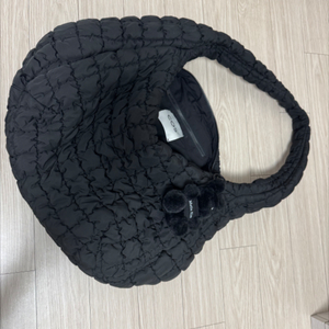 cos가방 블랙 오버사이즈