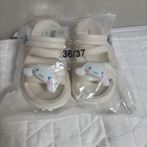 시나모롤 슬리퍼(240)