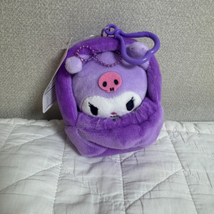 쿠로미 인형 키링