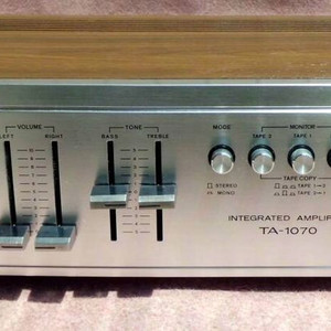 Sony 프리 메인 앰프 Ta-1070