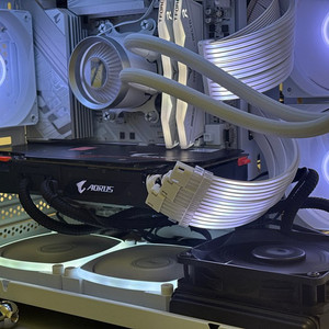 GTX 1080 Ti 11gb 기가바이트 워터펌프