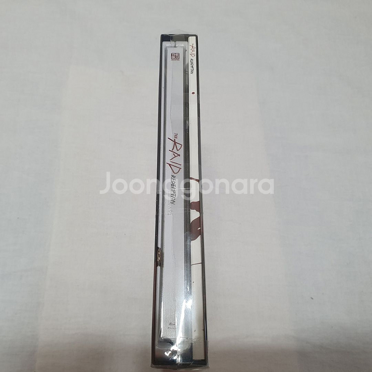 레이드 첫번째 습격 블루레이 풀슬립 스틸북 블랙버전--1