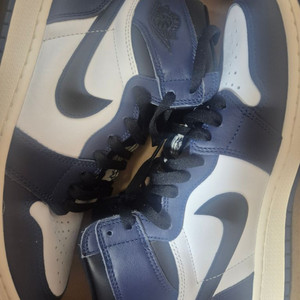 Jordan 1 Retro High OG Midnigh