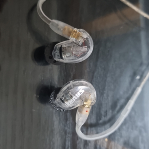 슈어 se215