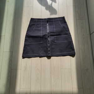 새제품 H&M 진청 스커트