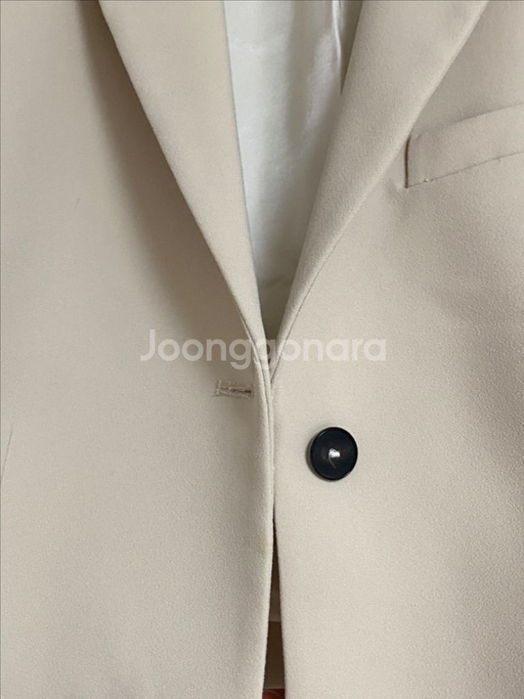 자라 반팔 크롭 블레이저 L 아이보리--4