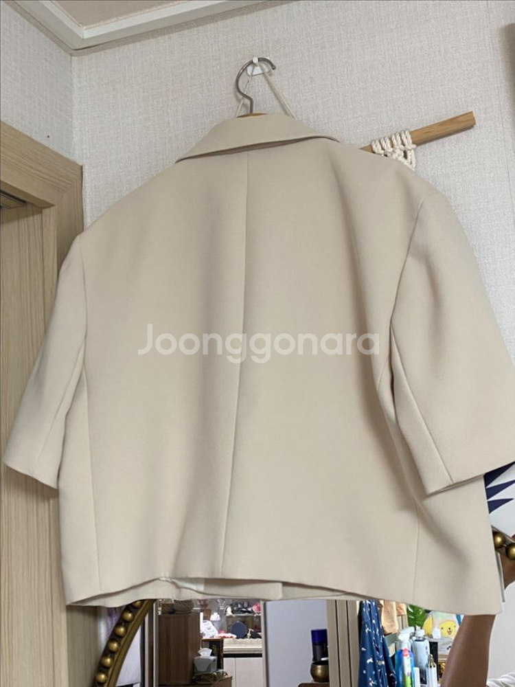 자라 반팔 크롭 블레이저 L 아이보리--7