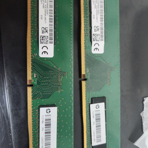 마이크론 DDR4 16GB 램 2개 팝니다