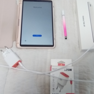 삼성 갤럭시탭 A9 128GB WiFi 실버색 판매 갤
