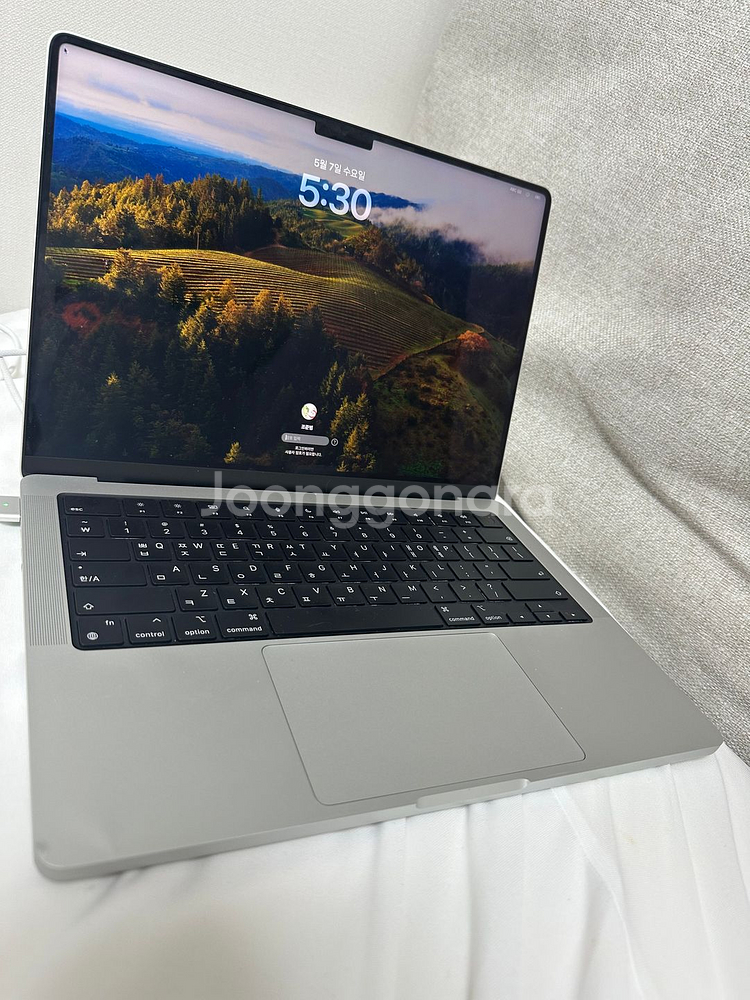 맥북 프로 M3 PRO 14인치--3