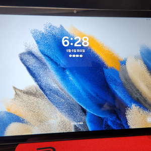 갤럭시 탭A8 WIFI 태블릿 팝니다
