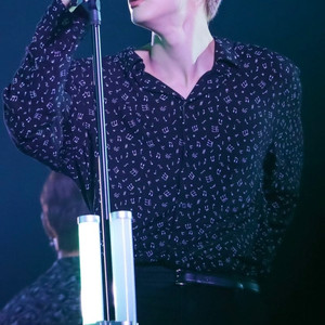H&M 음표셔츠