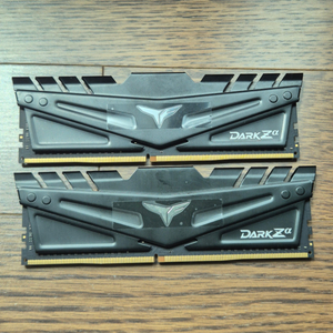 ddr4 4000 16gb 램 (8gb 2개)