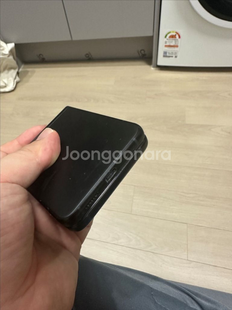 갤럭시 플립 3 팬텀블랙--8