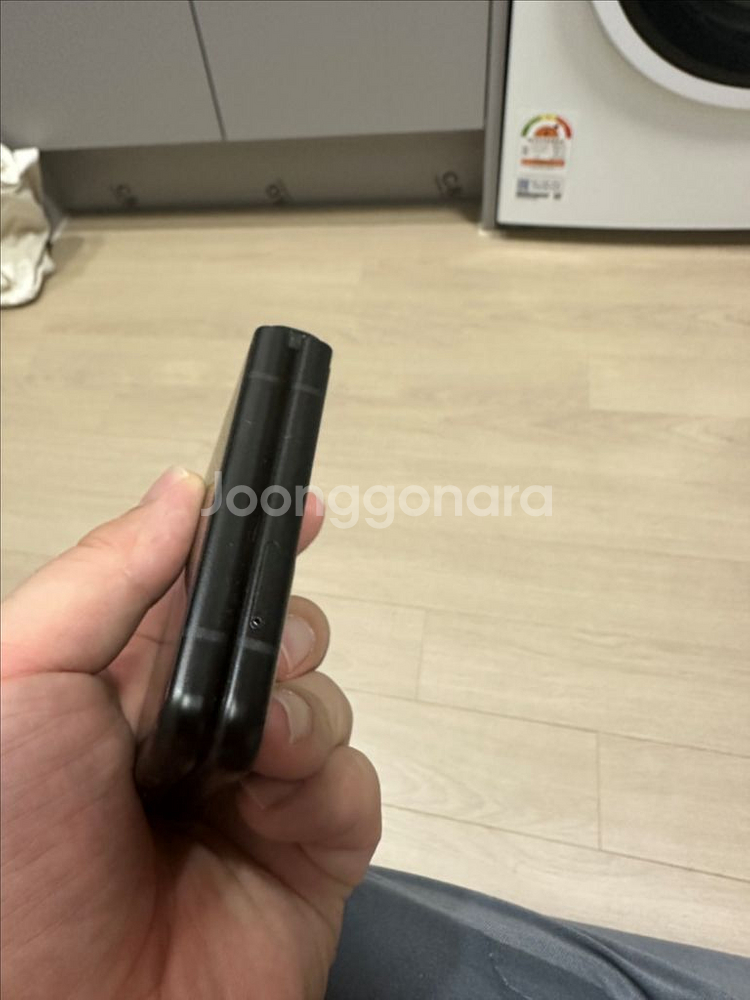 갤럭시 플립 3 팬텀블랙--7